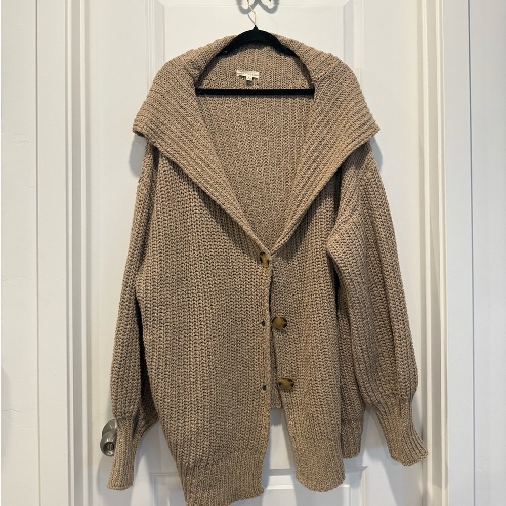 Promesa Chunky Knit Cardigan Sweater in Taupe